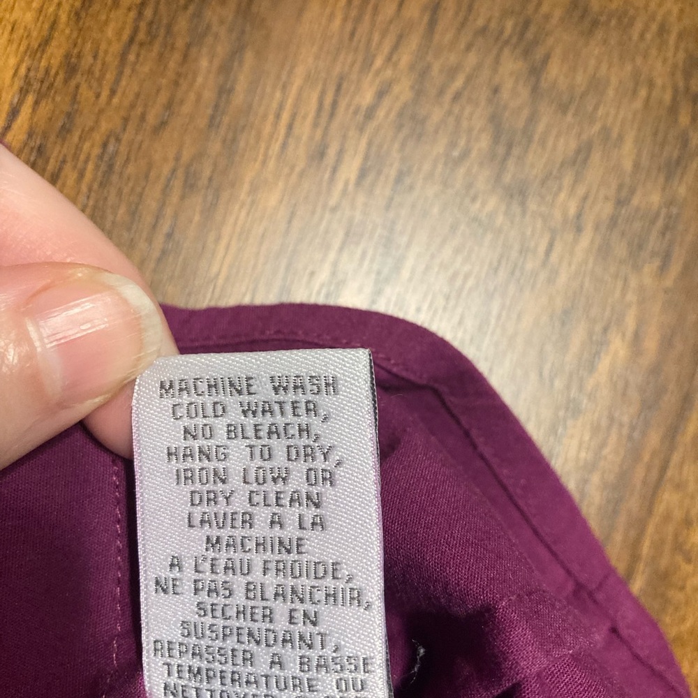 Suzy Shier Purple Button Down Shirt Women’s Medium - Picture 4 of 4